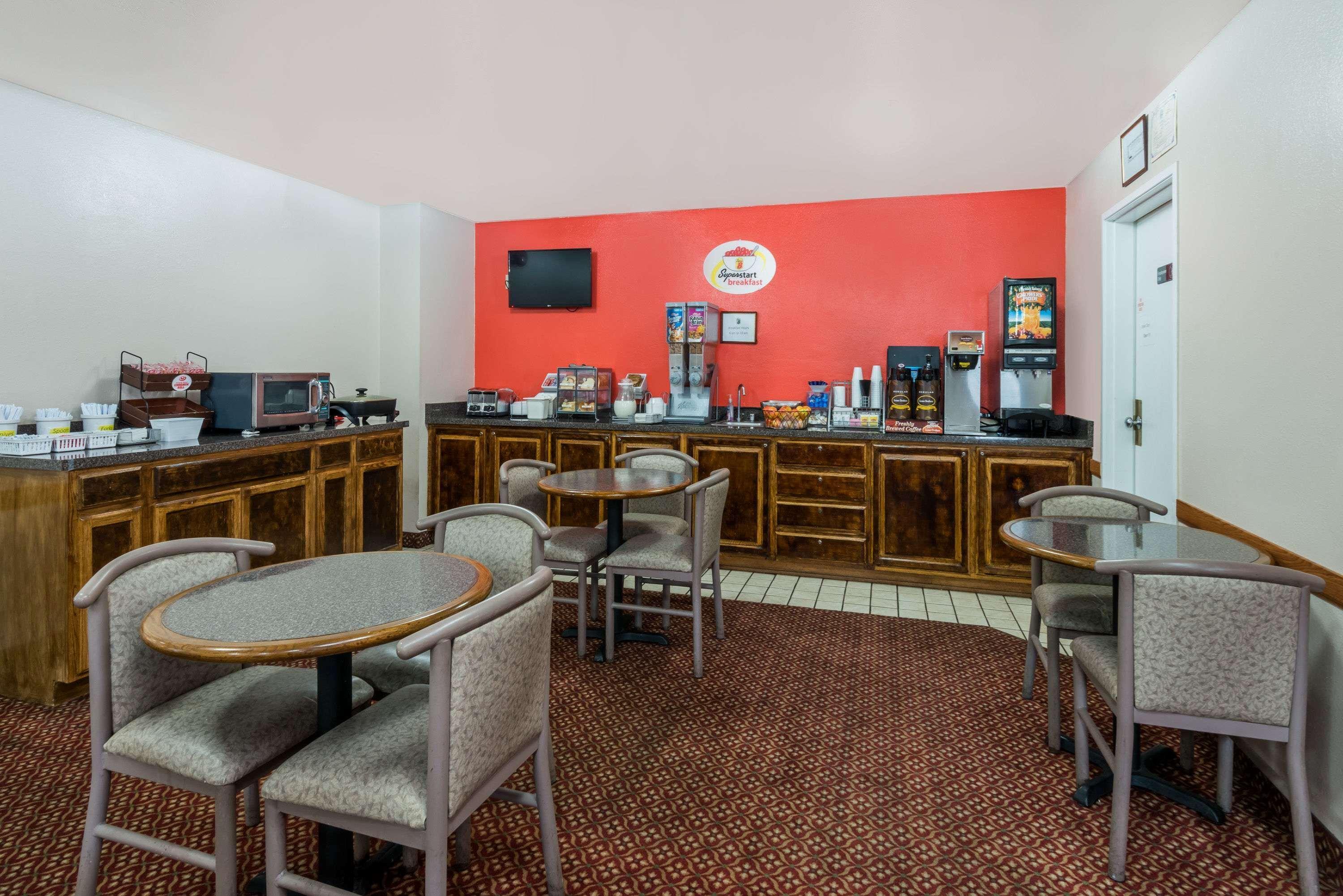 Hotel Super 8 By Wyndham Fernley Exterior foto